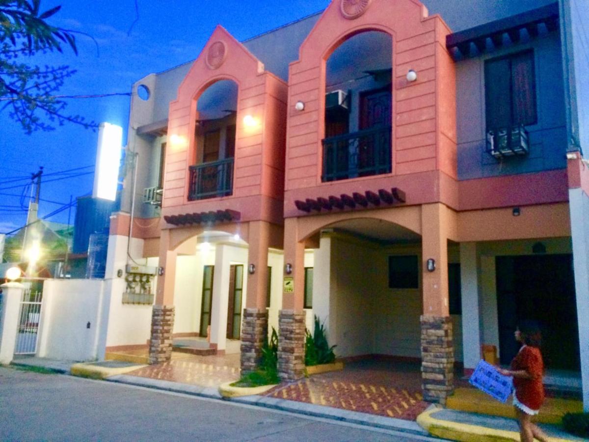 Manora Apartment Talisay  Exteriér fotografie