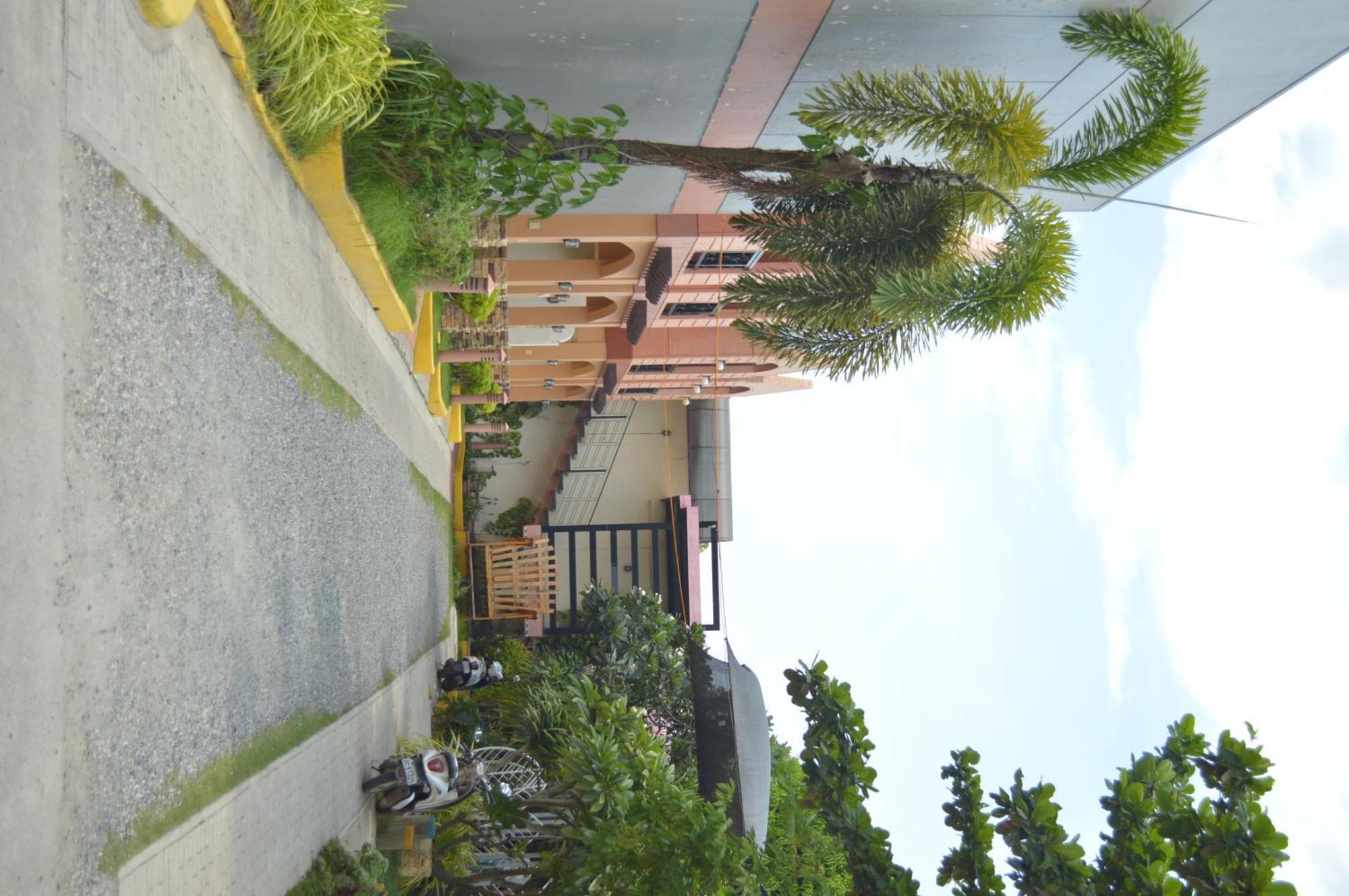 Manora Apartment Talisay  Exteriér fotografie