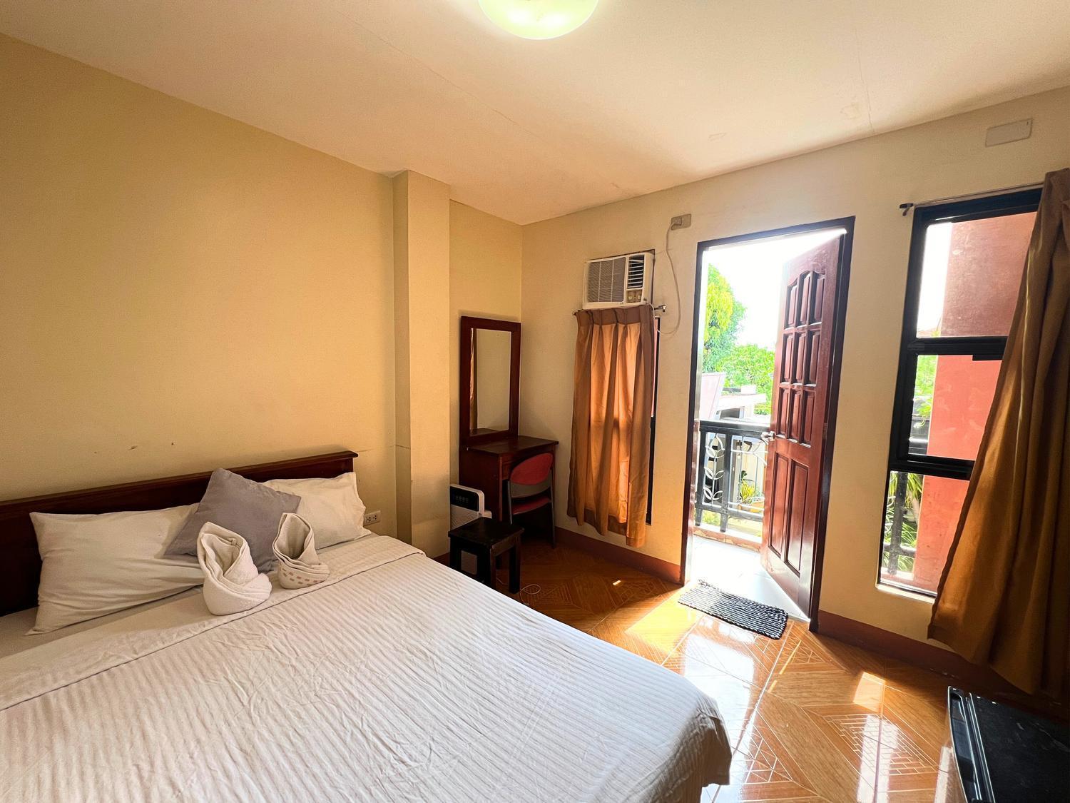 Manora Apartment Talisay  Exteriér fotografie