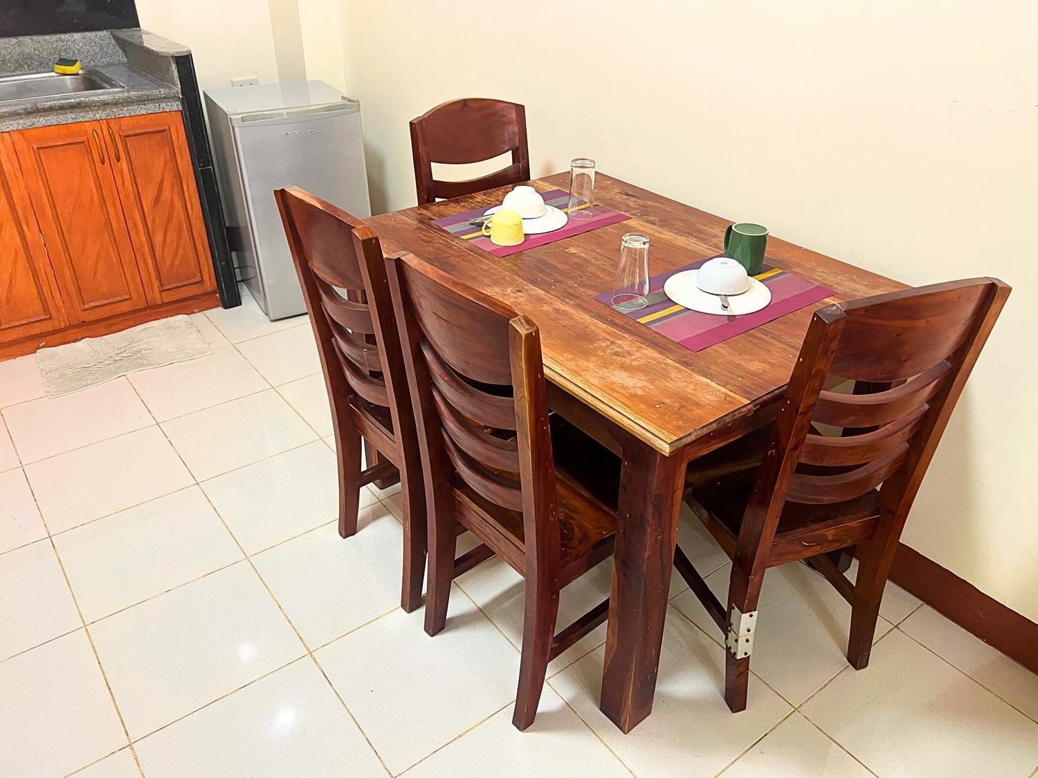 Manora Apartment Talisay  Exteriér fotografie