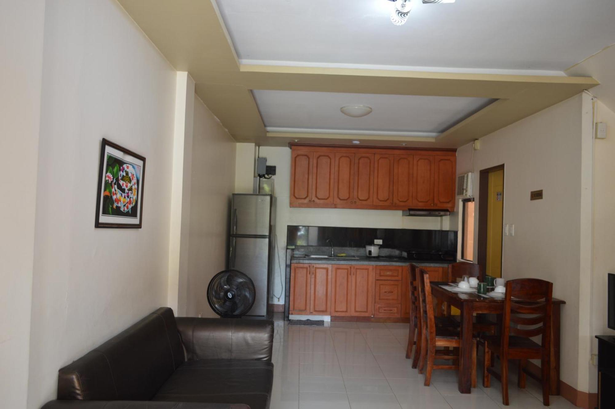 Manora Apartment Talisay  Exteriér fotografie