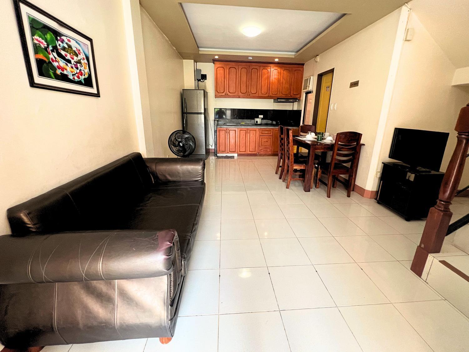 Manora Apartment Talisay  Exteriér fotografie