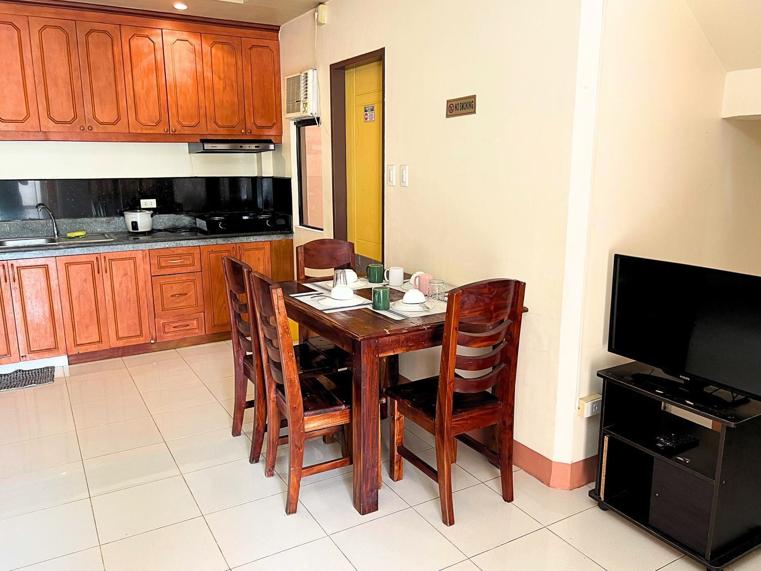 Manora Apartment Talisay  Exteriér fotografie